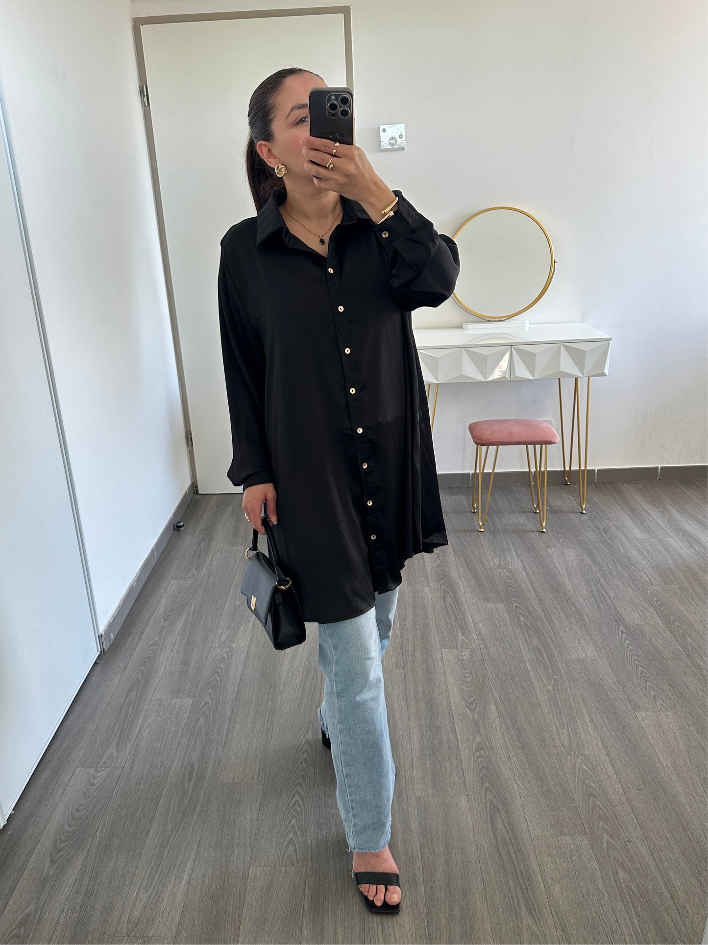 Chemise noire effet satiné