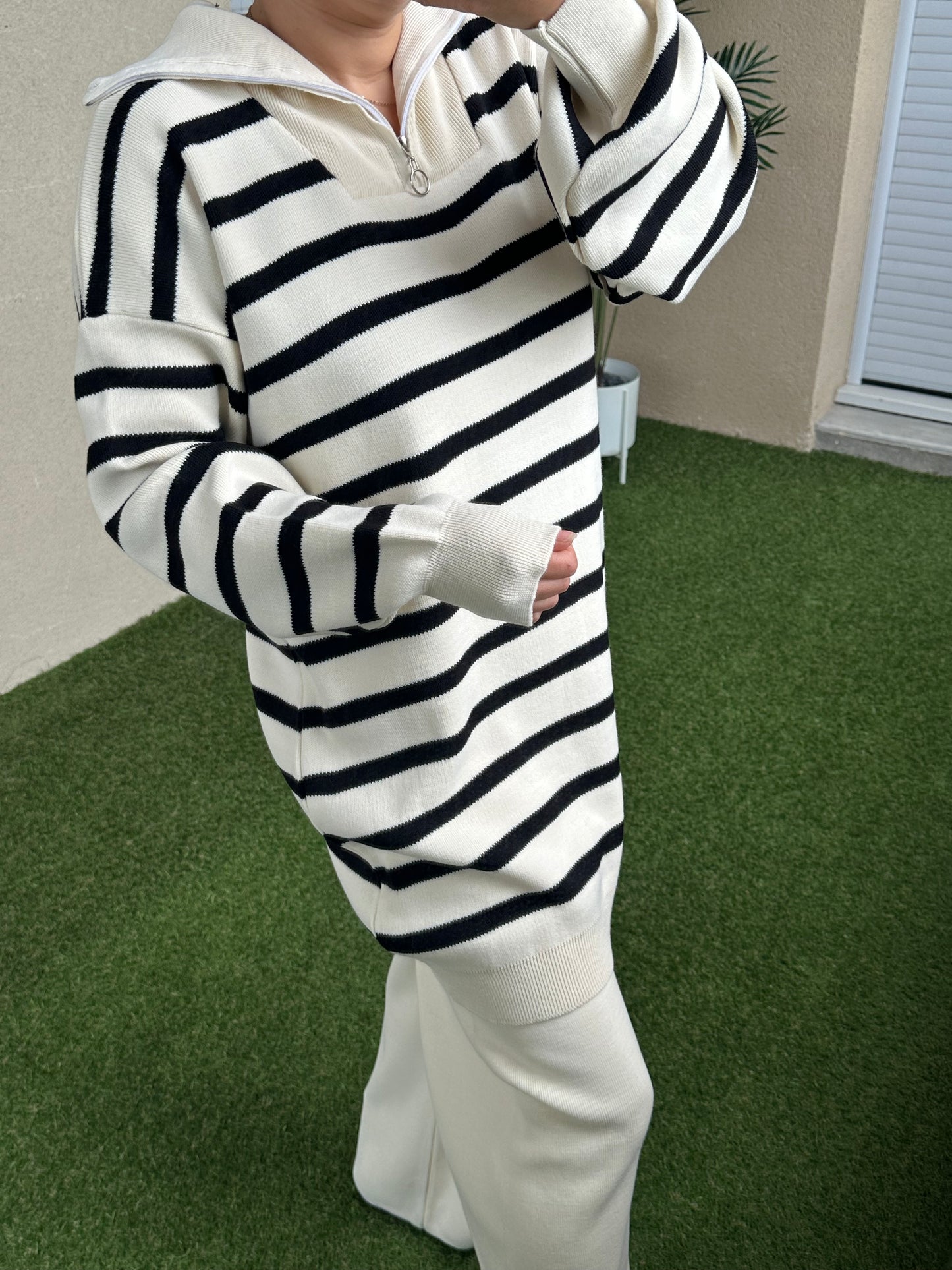 Ensemble 2 pièces pull à demi-zip et pantalon