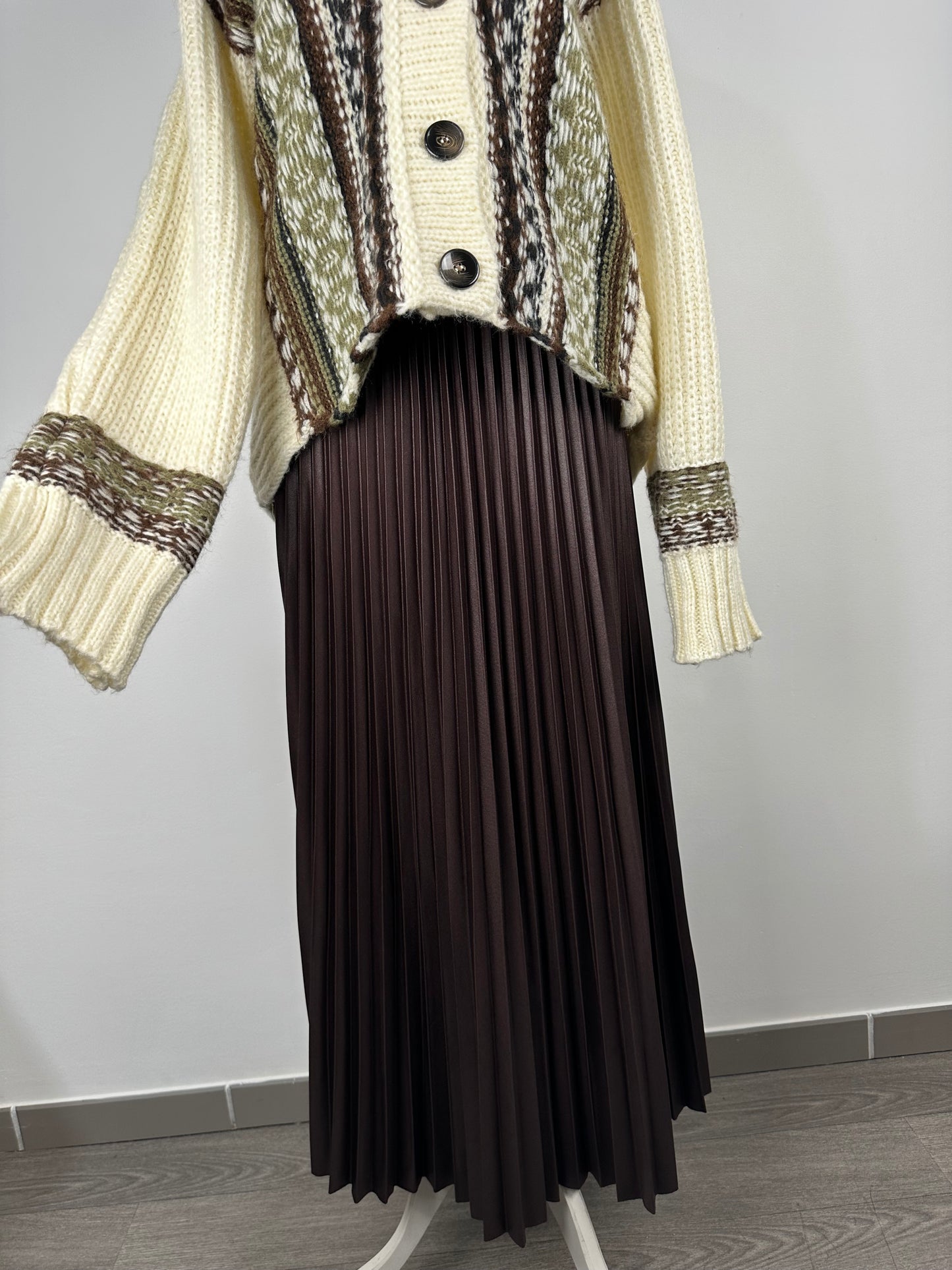 Jupe plissée marron