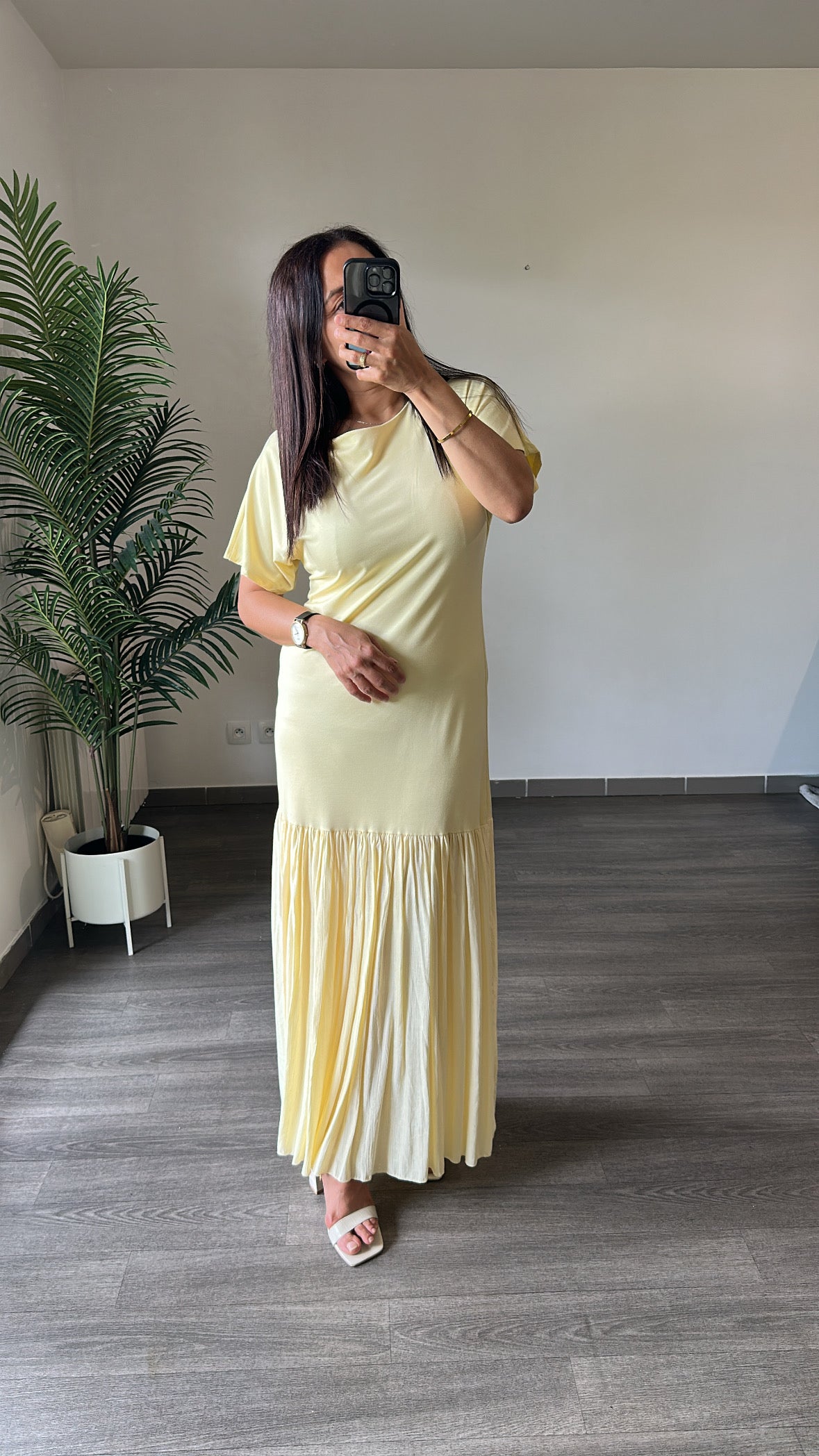 Robe Longue Jaune Pastel