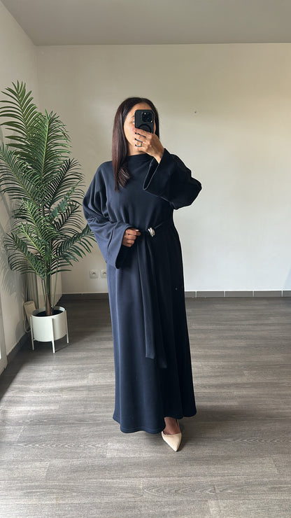 Robe longue ceinturée bleu marine