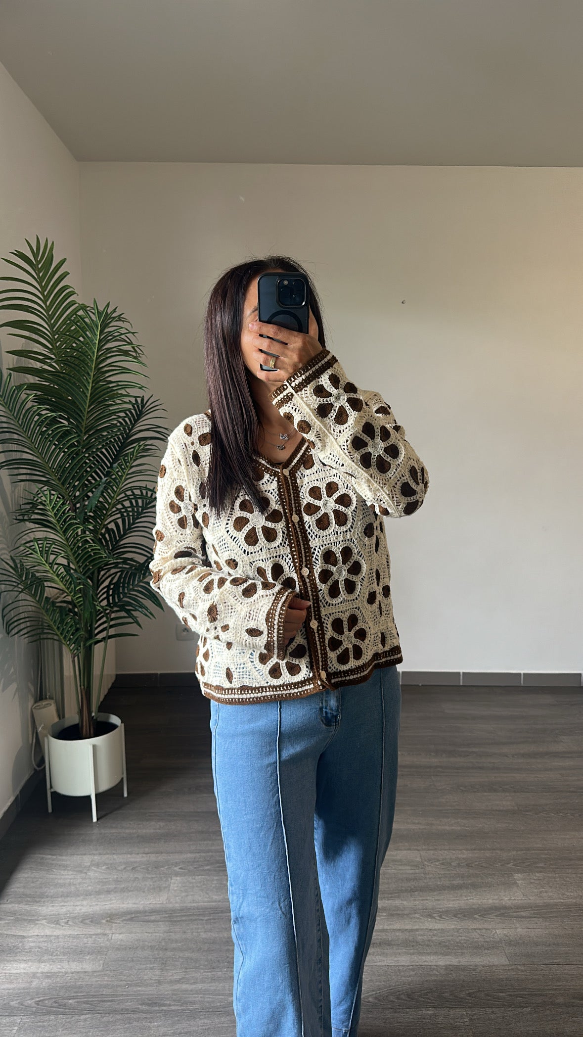 Gilet en Crochet Fleurs Marron Chocolat