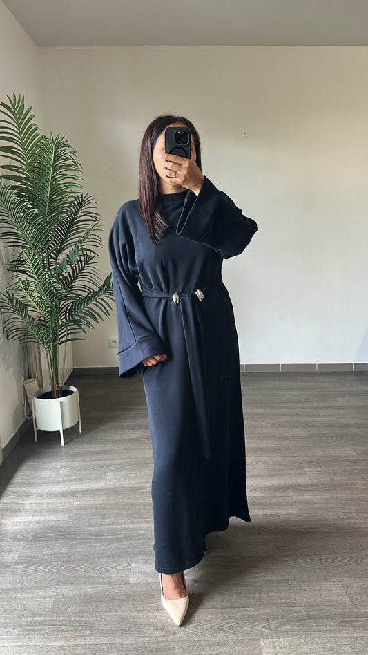 Robe longue ceinturée bleu marine