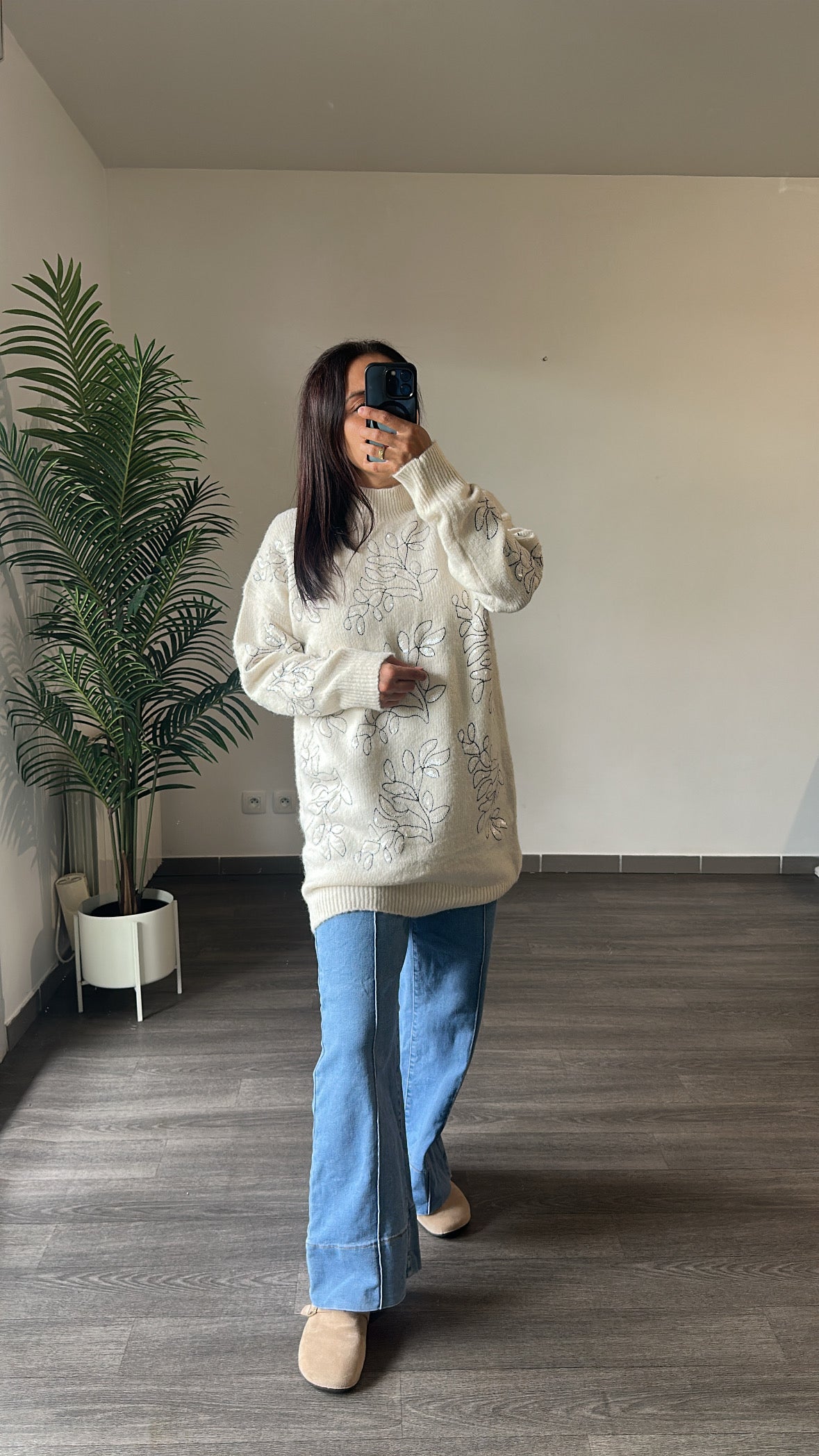 Pull Long Brodure Feuillage à Sequins