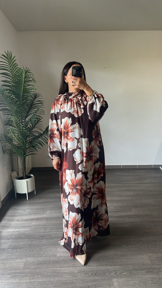 Robe longue fleurie noire doublée
