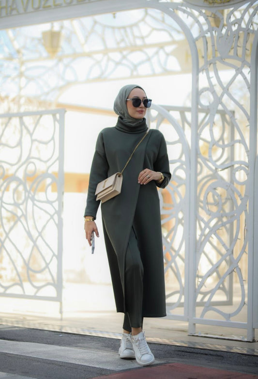 Ensemble pantalon + tunique à col montant