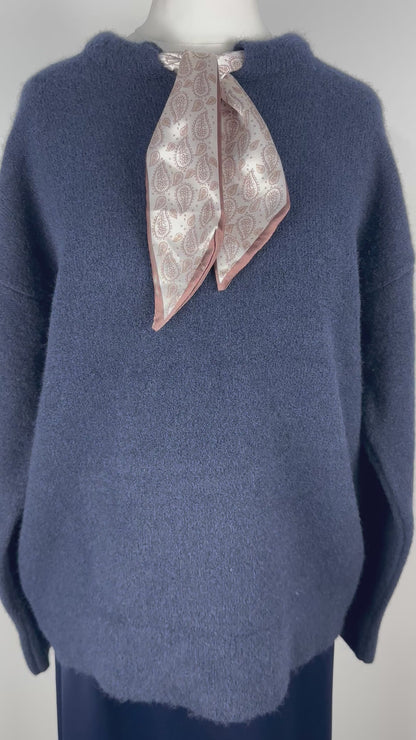 Pull foulard intégré