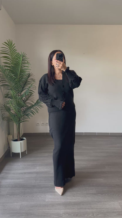 Ensemble cardigan et jupe noir